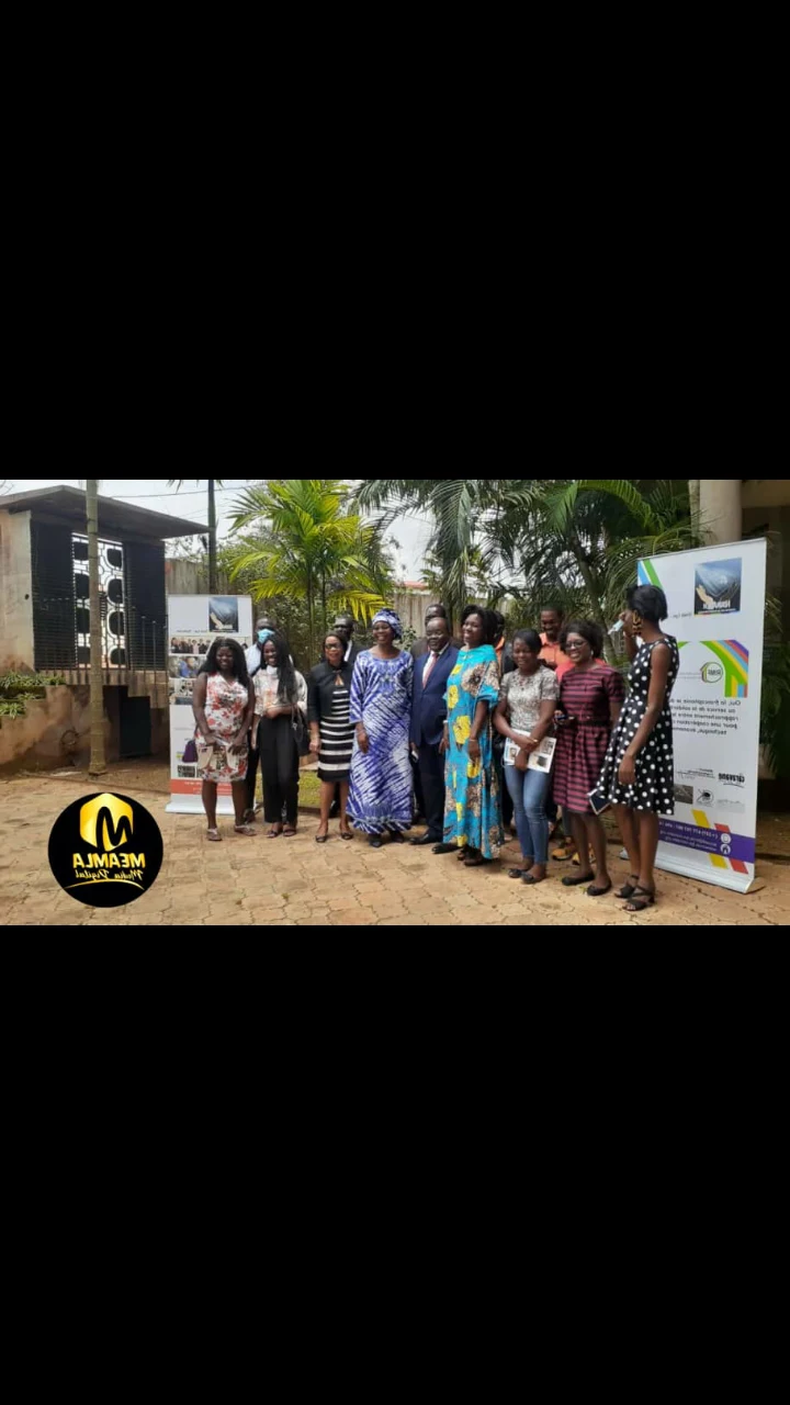 TROIS LYS – NSIMALEN désormais MAISON DE LA FRANCOPHONIE.