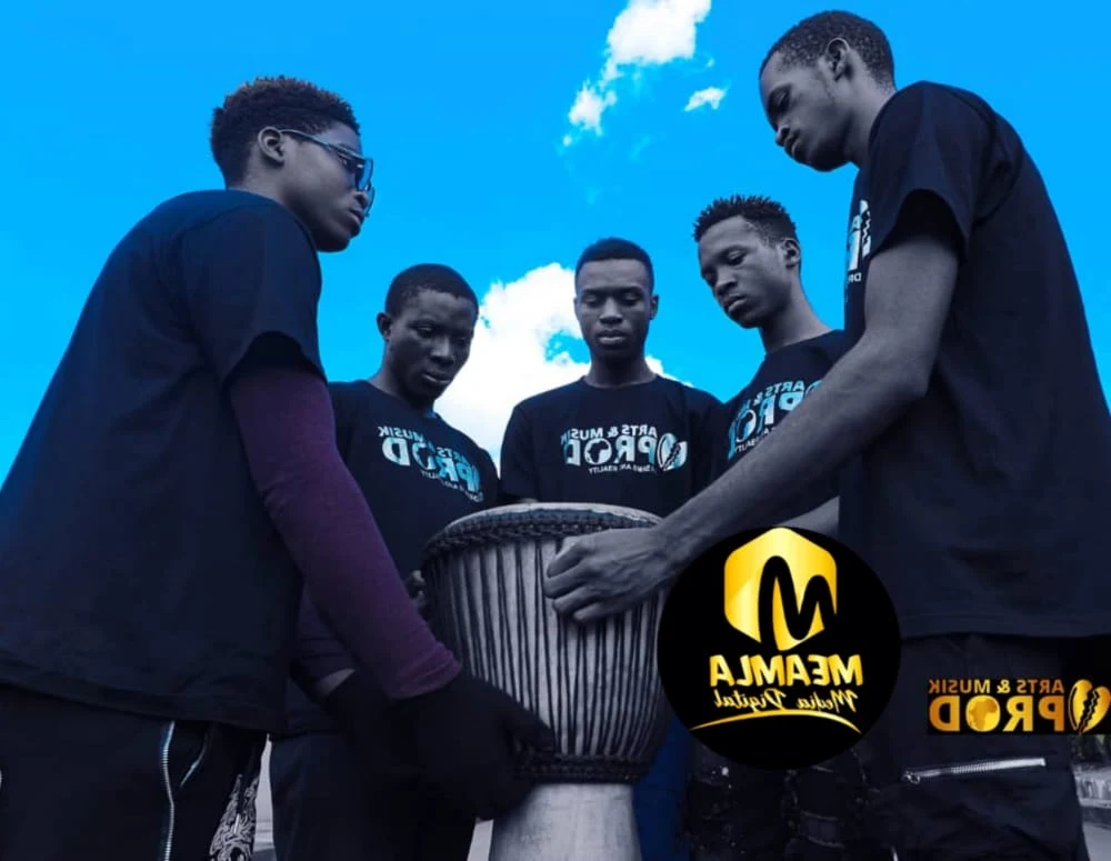 TCHAPEU TCHAPEU LE NOUVEL HYMNE INITIÉ PAR LE GROUPE KANKAN BOYS — Meamla Media Digital