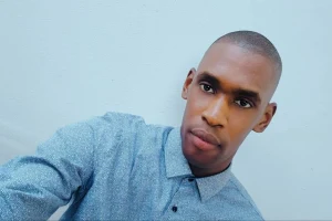 ELEEMANE HK ENVOÛTE BEYONCE ET D’AUTRES ICÔNES DE LA MUSIQUE MONDIALE